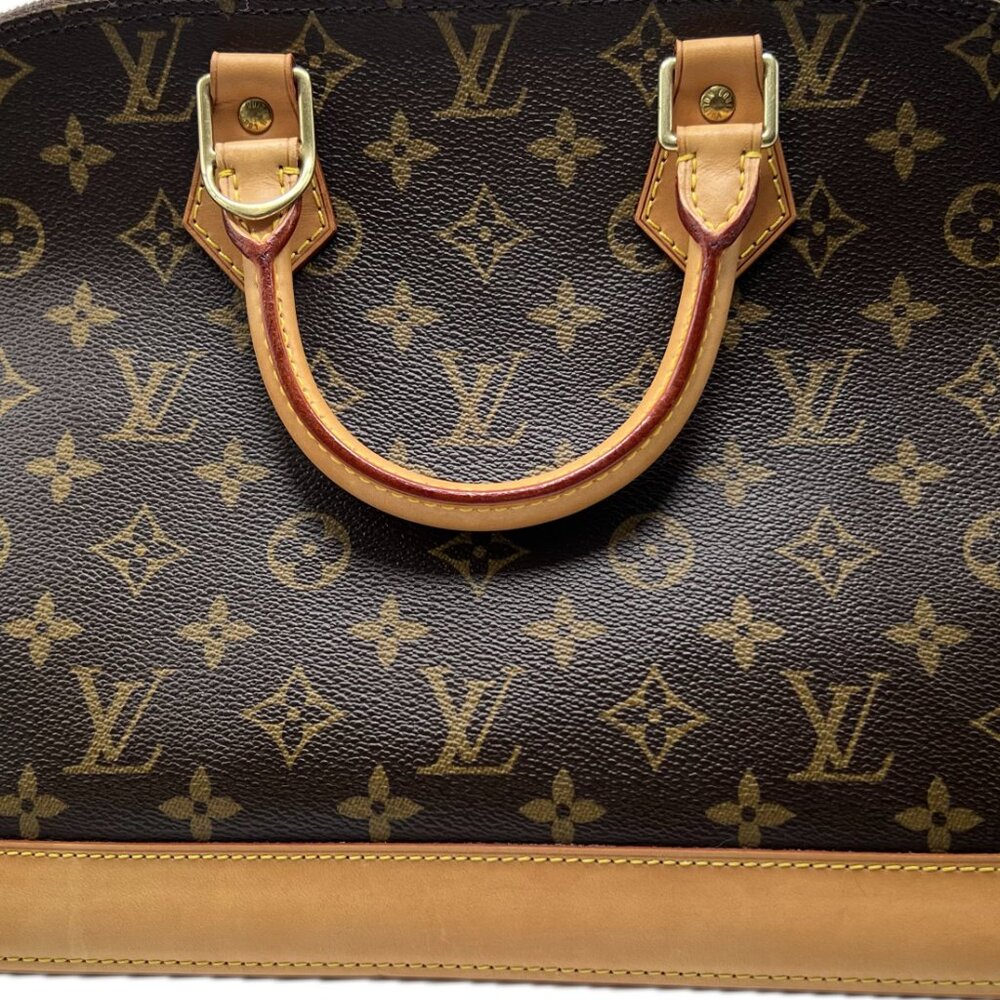 LOUIS VUITTON Monogram Alma PM